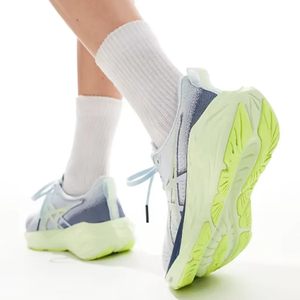 ASICS Women's NOVABLAST 4 TR Running Shoes - Picture 4 of 5